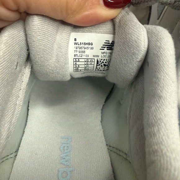 New Balance 515 Classic Sneakers Gray Size 5.5 NIB - Picture 2 of 9